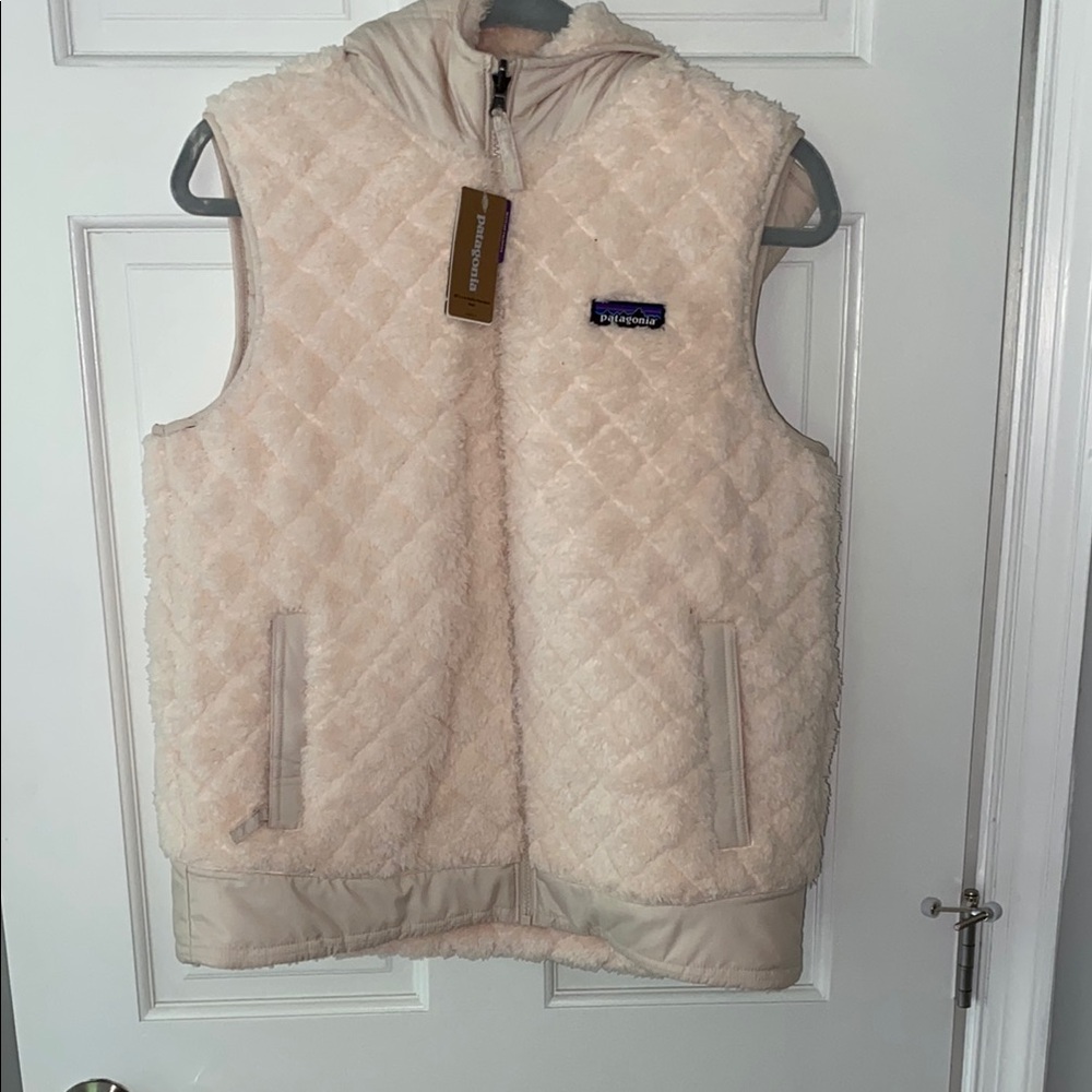 Patagonia Off-White Quilted Fleece Vest